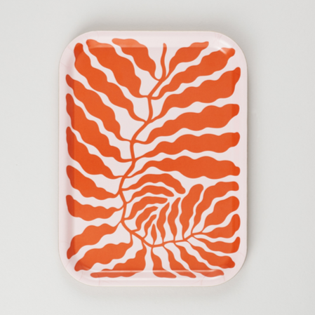 Tray with leaf pattern from above