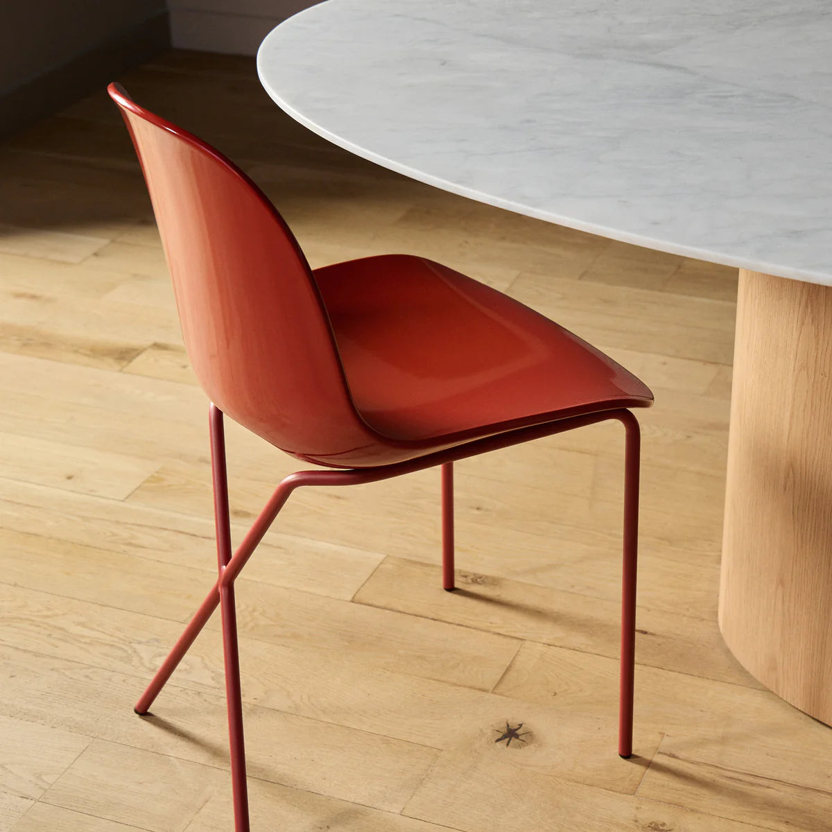 Cross Leg Lacquered Side Chair - Rosso