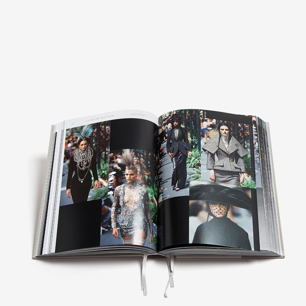 Dior Catwalk - UPI2M BOOKS knjižara dobrih ideja